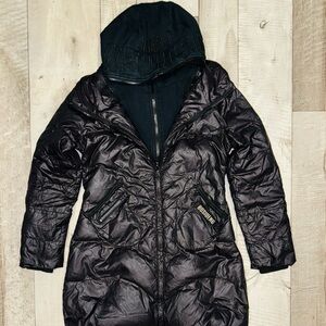 Black Down Bosideng Puffer Jacket with detachable Hood